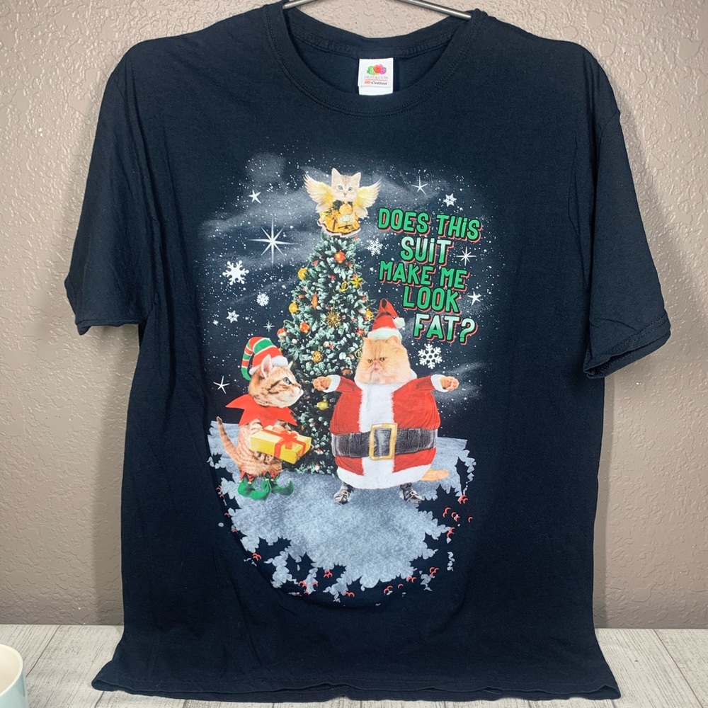 Cat Christmas Graphic T-Shirt. Size Large